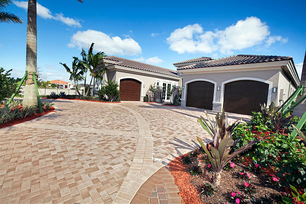 Best Driveway Pavers Near Me  in Crescent, OK
